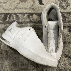 Boys Jordan Sneakers